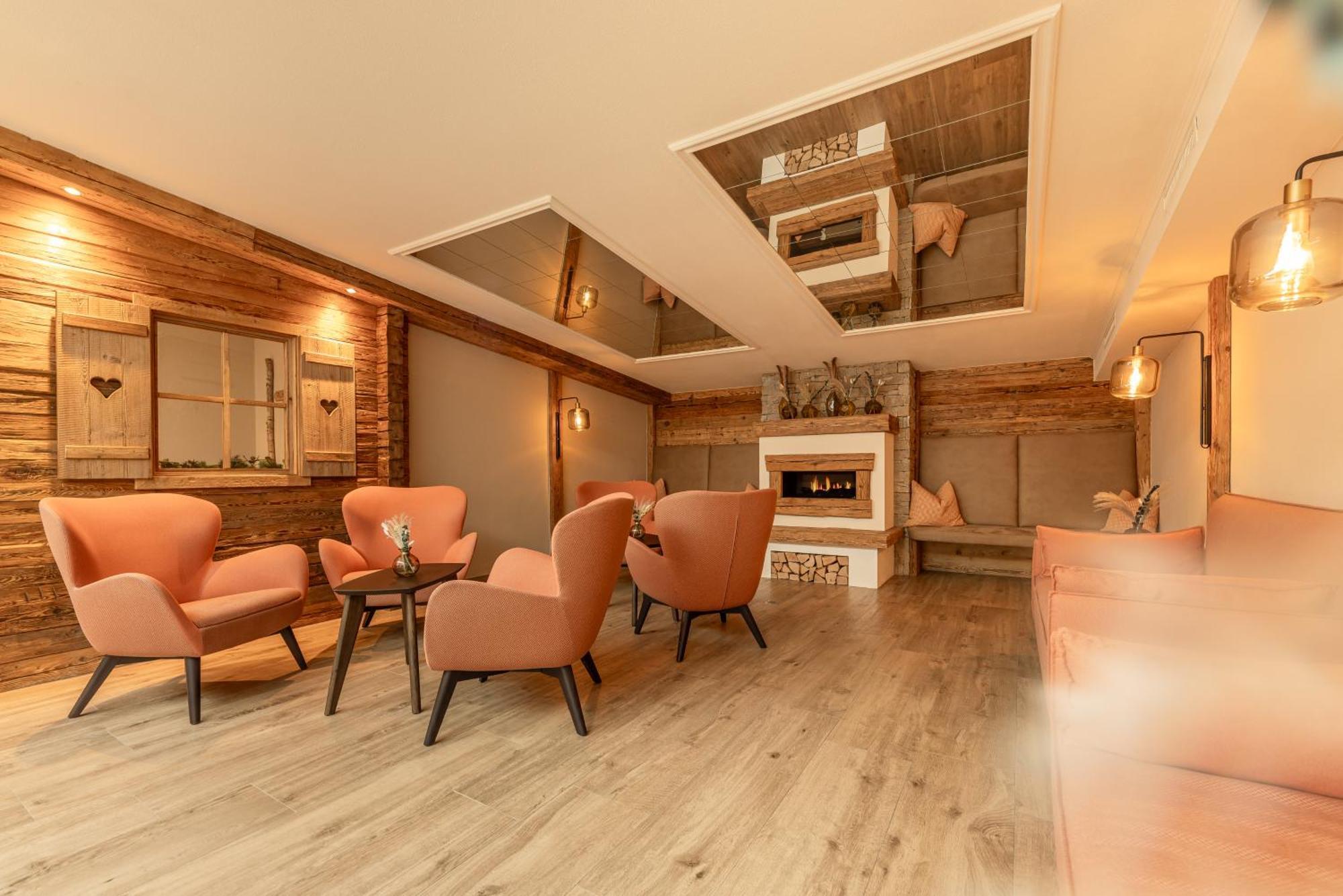 Landhaus Pfurtscheller Neustift im Stubaital Bagian luar foto