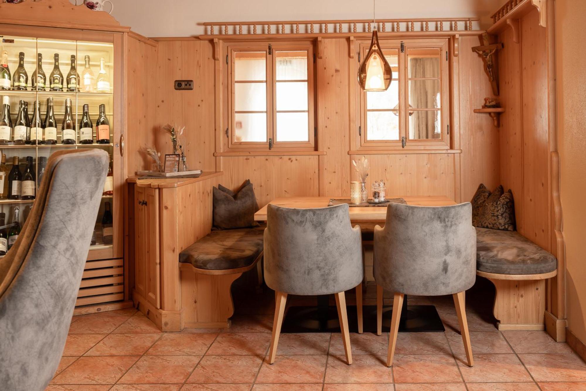 Landhaus Pfurtscheller Neustift im Stubaital Bagian luar foto